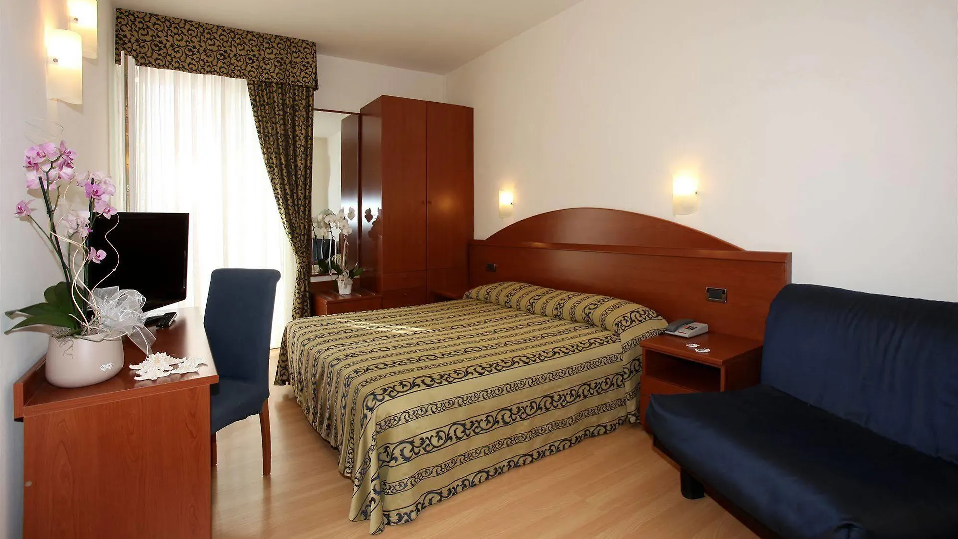 Hotel Santiago Lido di Jesolo 3*,